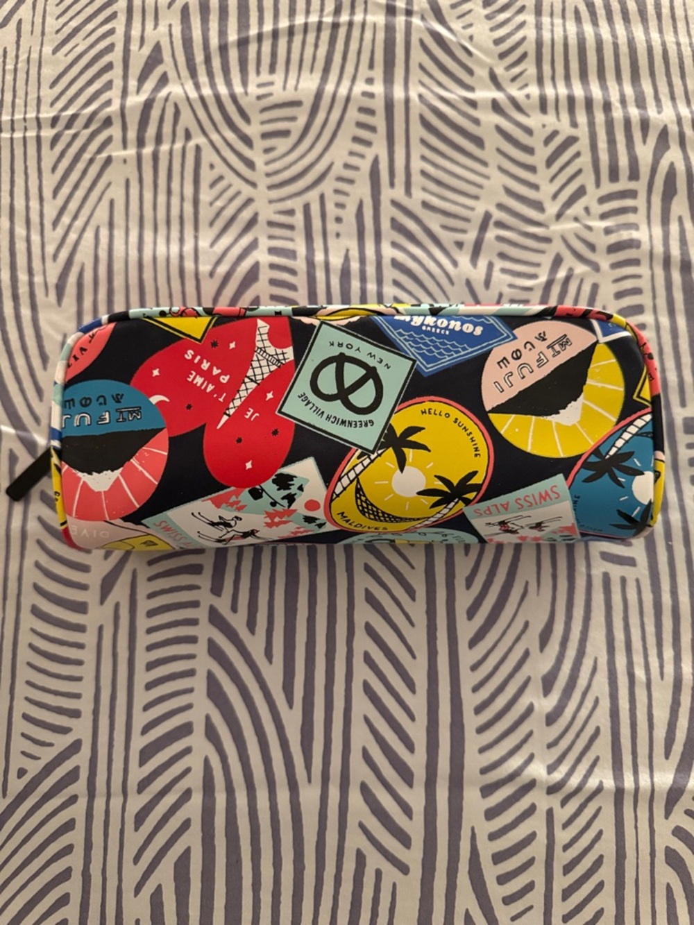 Kate Spade travel toiletry case - Picture 7 of 9